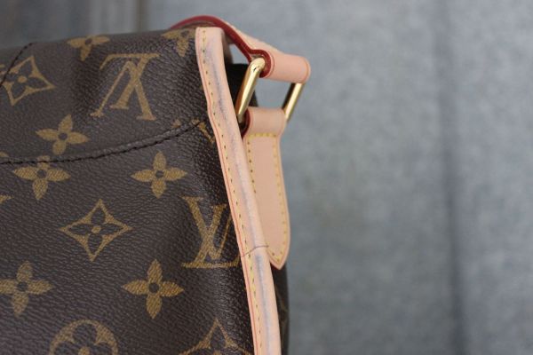 Louis Vuitton Menilmontant PM Crossbody Bag #4