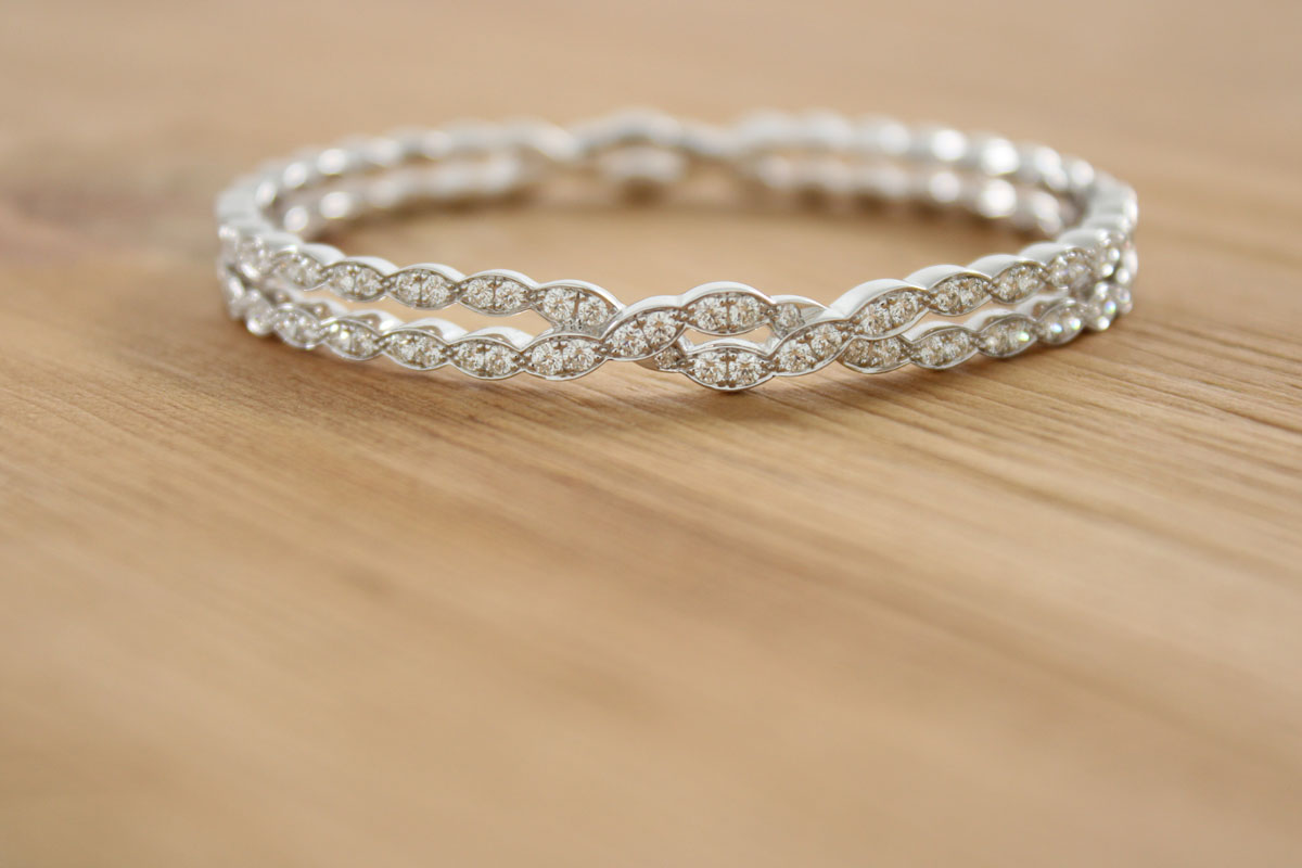Hearts On Fire Lorelei Floral Diamond Double Twist Bangle
