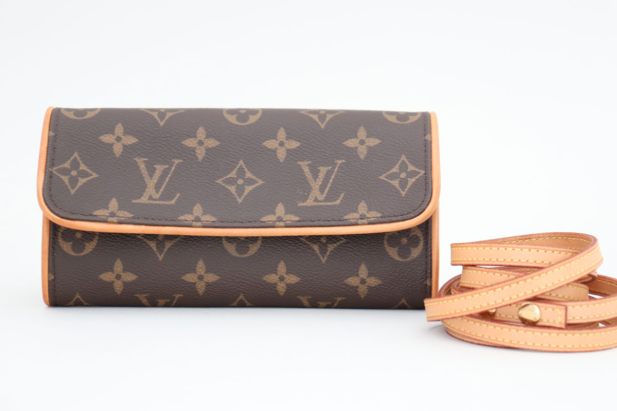 Louis Vuitton Monogram Canvas Pochette Twin PM