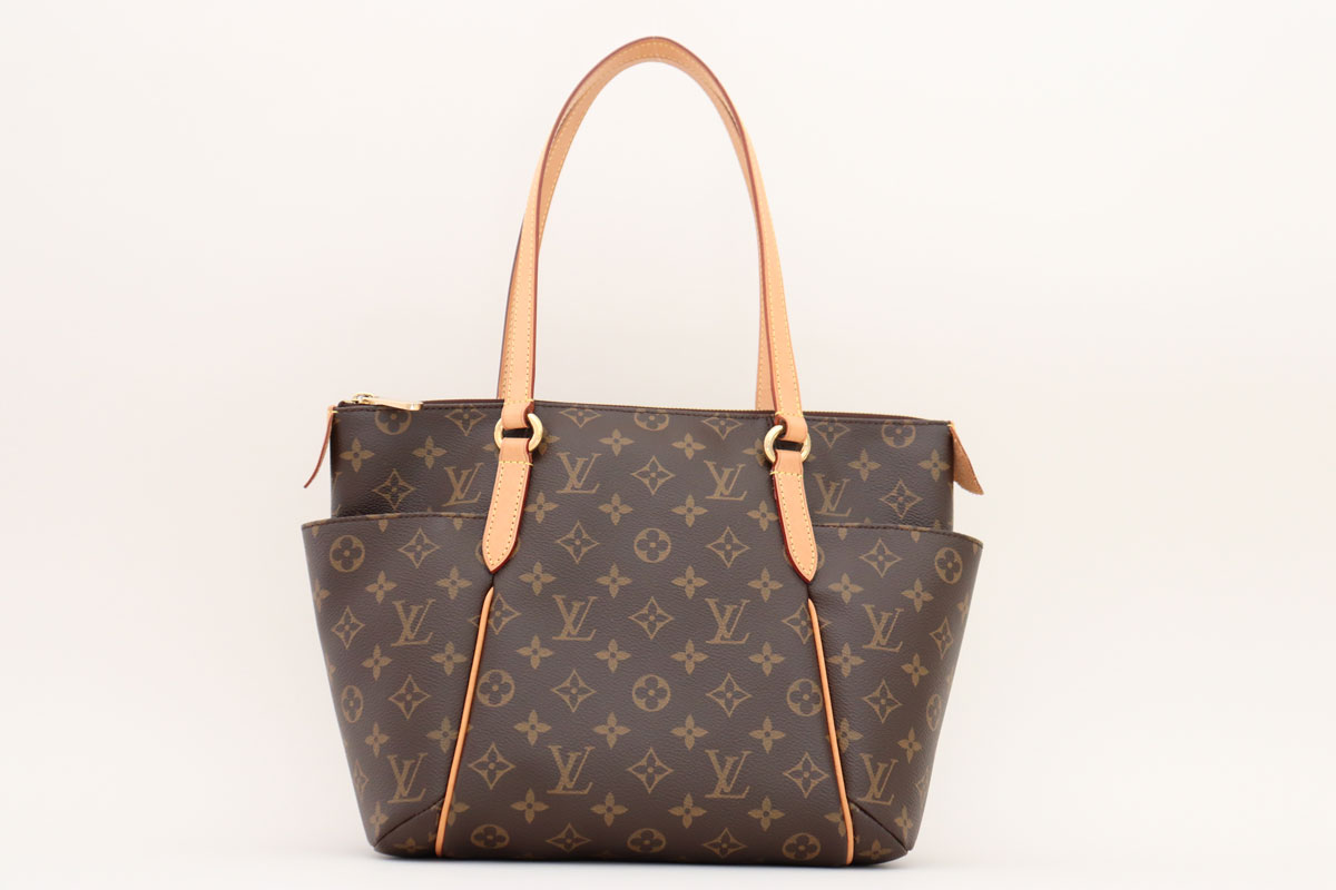 Louis Vuitton Monogram Canvas Totally PM